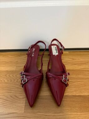 NWT Soda Pointed Slingback Flats in Deep Red Patent